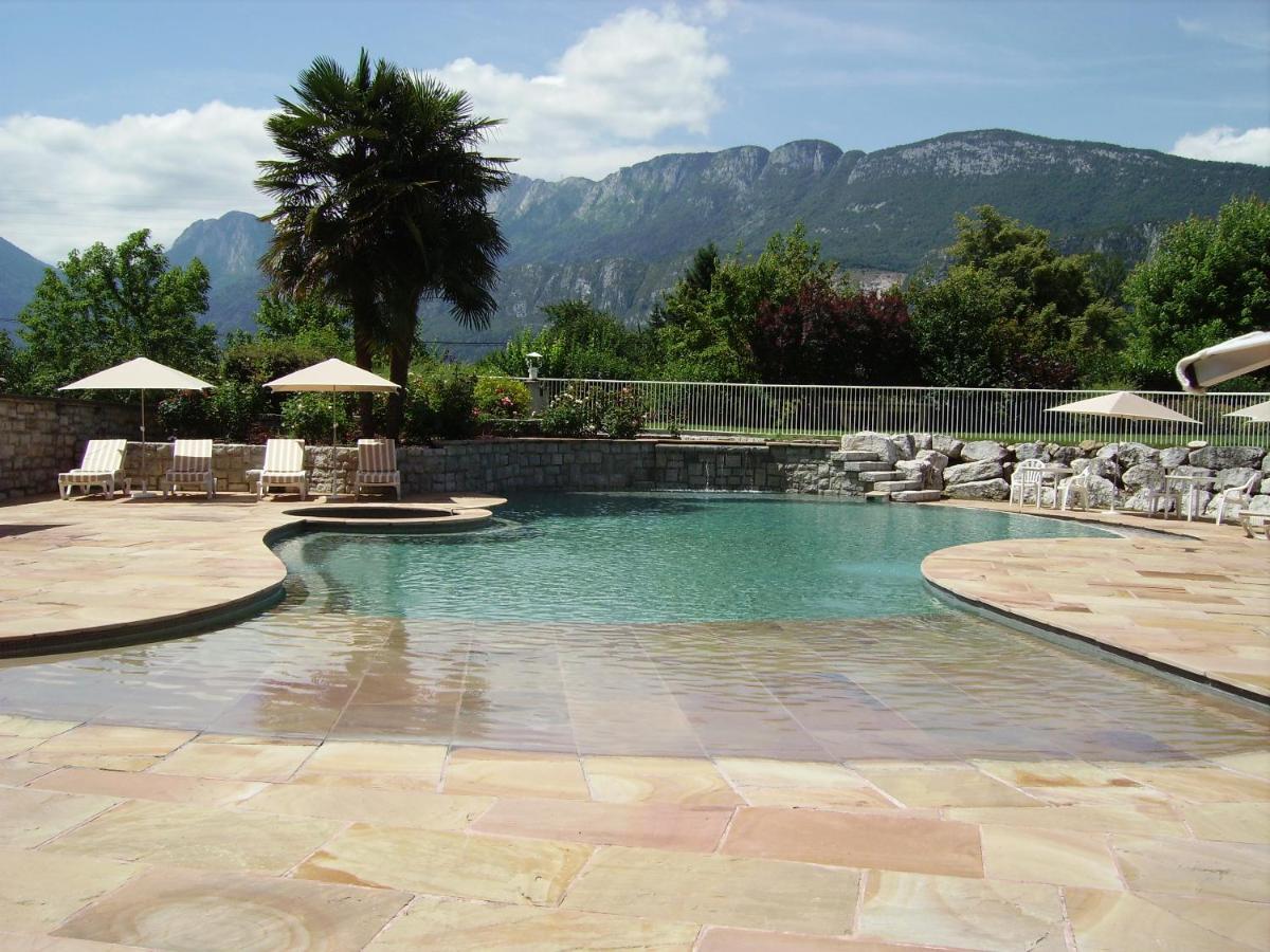 Hotel Les Grillons Талуар Екстериор снимка
